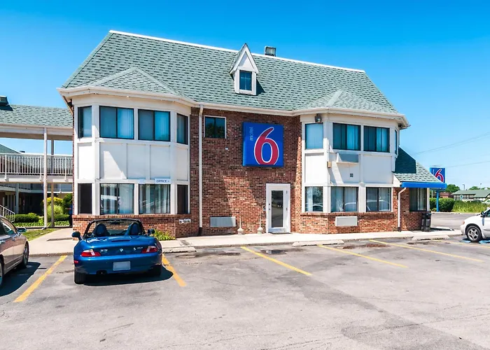 6 Chicago - Elk Grove Hotel Elk Grove Village